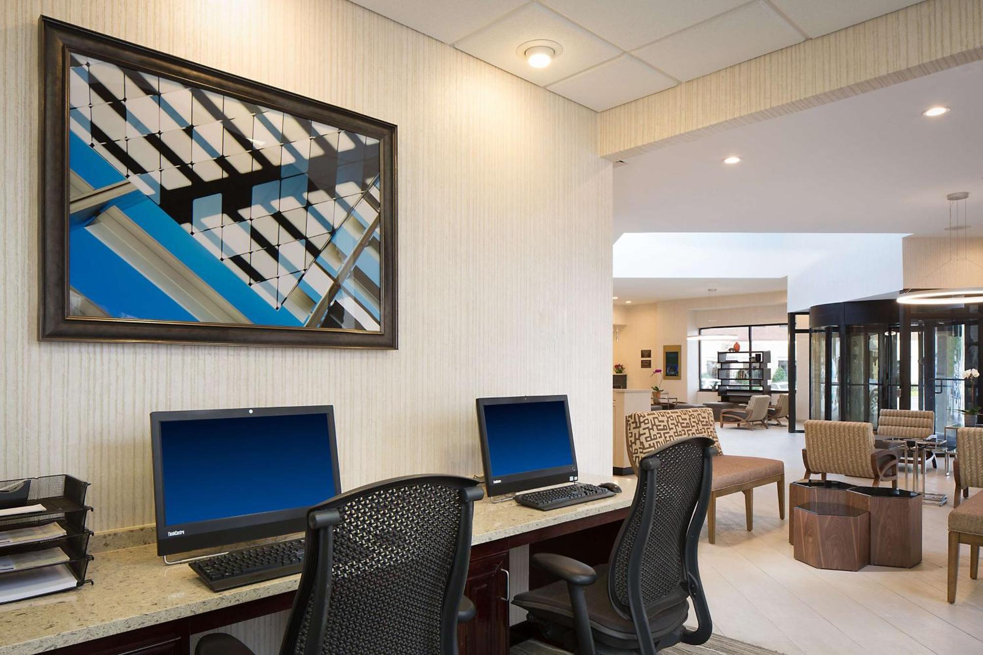 Embassy By Hilton Dallas-love Field Hotel Dallas