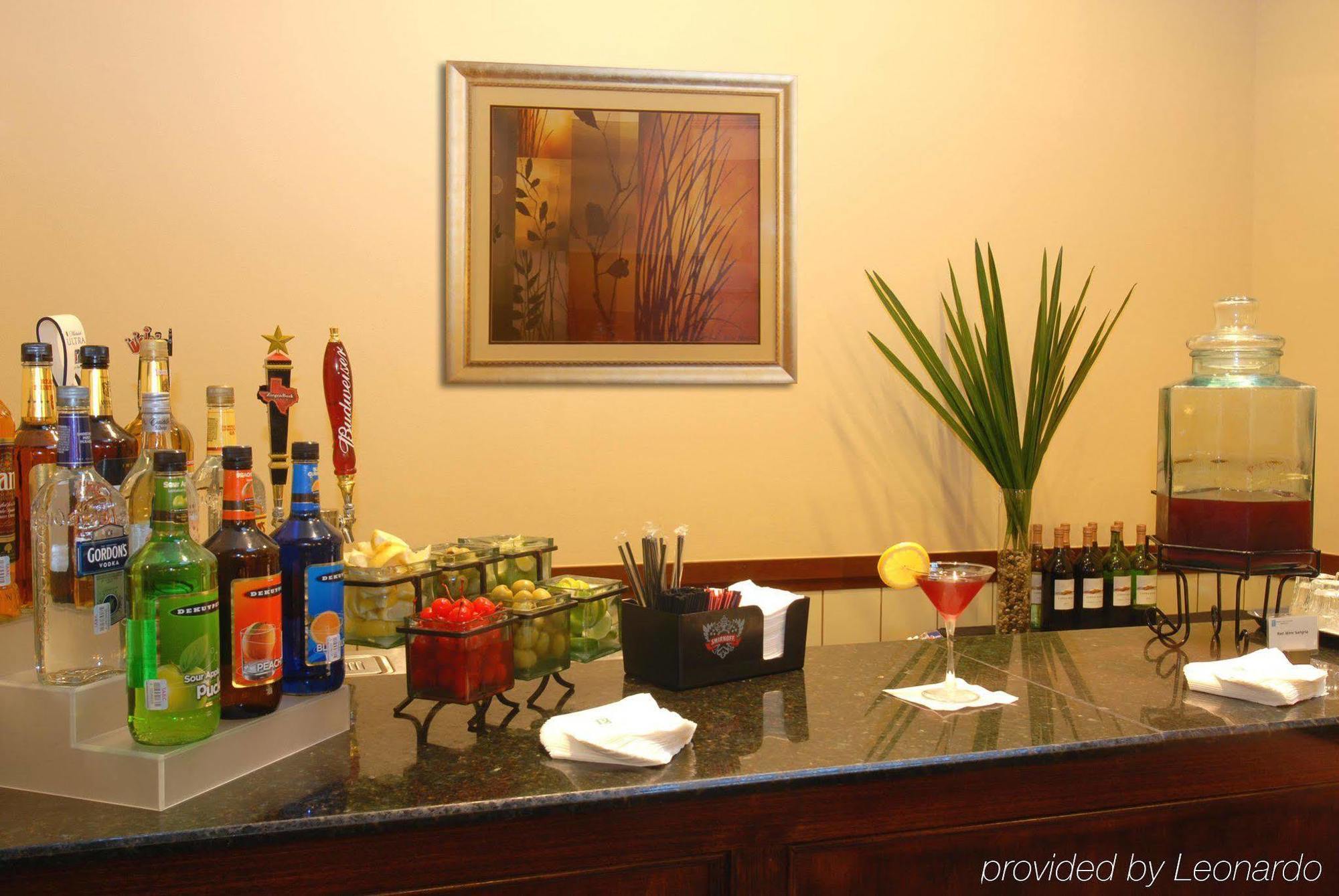 Embassy By Hilton Dallas-love Field 4* Dallas